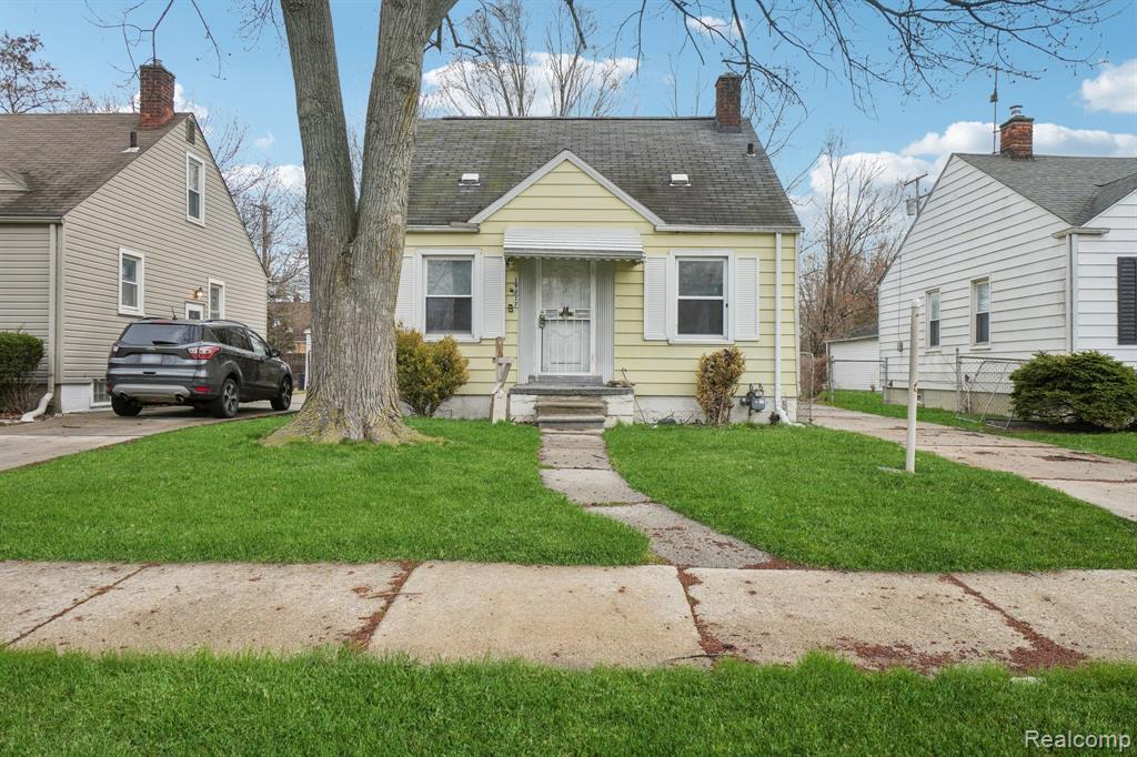 19717 Kenosha Street, Harper Woods, MI 48225 — front exterior