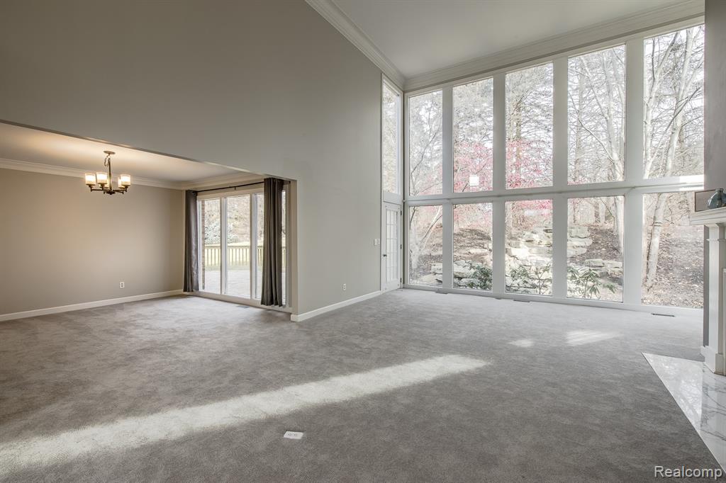 6351 Cherry Tree Court, Rochester Hills, MI 48306 — Photo 9