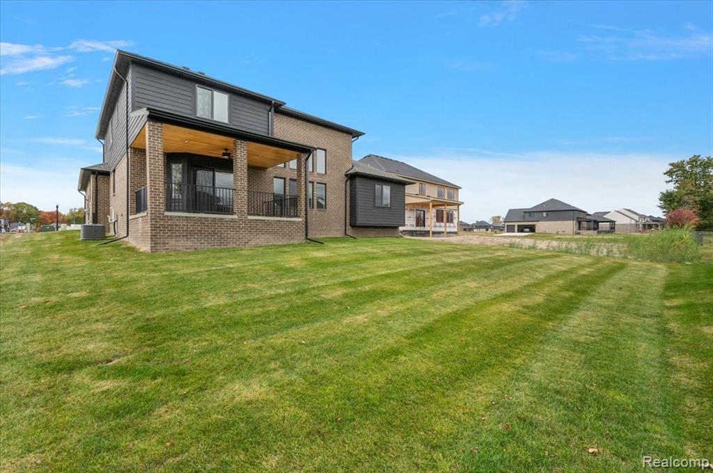 50352 Mistwood Drive, Macomb, MI 48042 — Photo 73