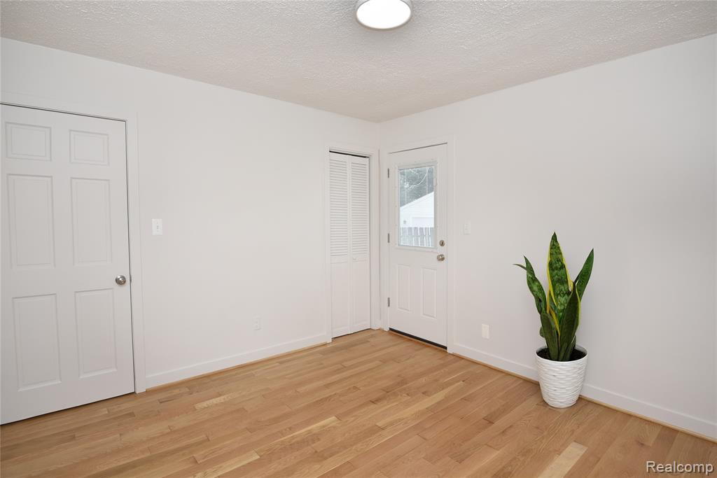 710 Donald Avenue, Royal Oak, MI 48073 — Photo 11