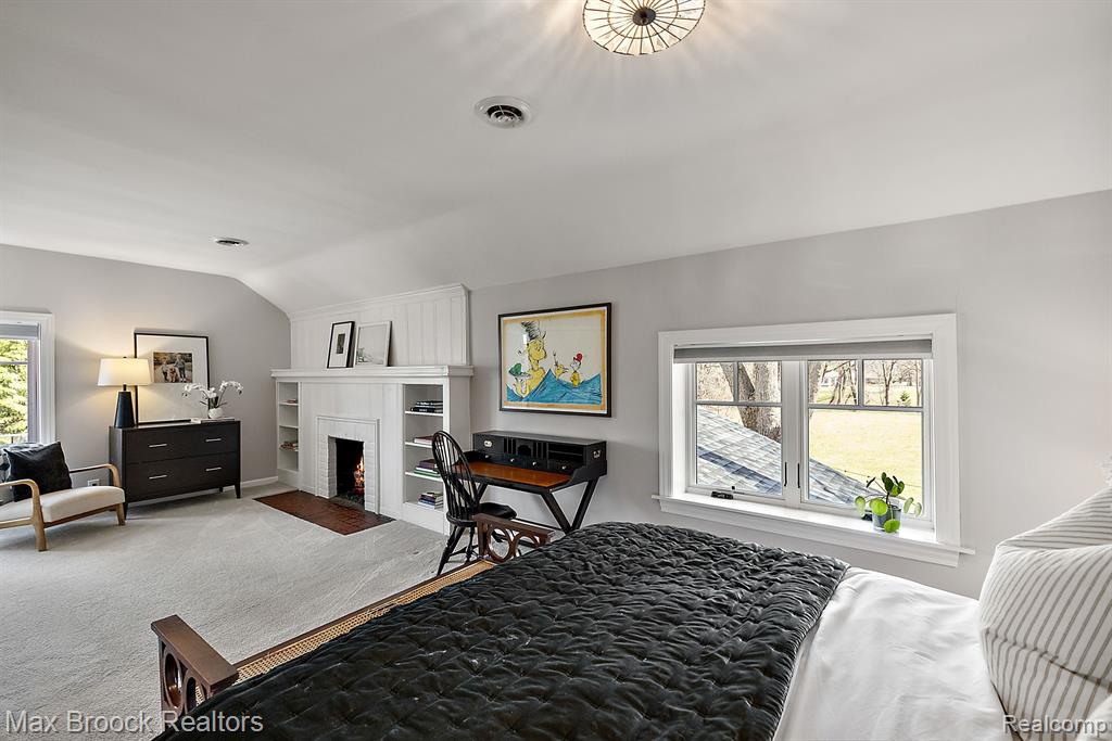 5905 Wing Lake Road, Bloomfield Hills, MI 48301 — Photo 23