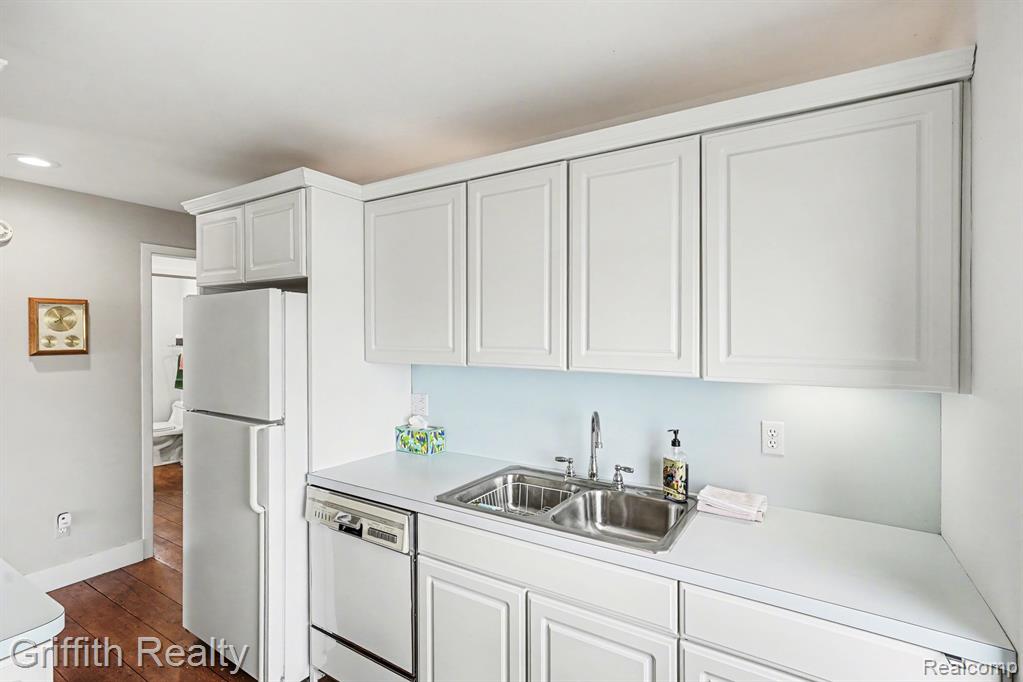 11616 Hall Road, Whitmore Lake, MI 48189 — Photo 10
