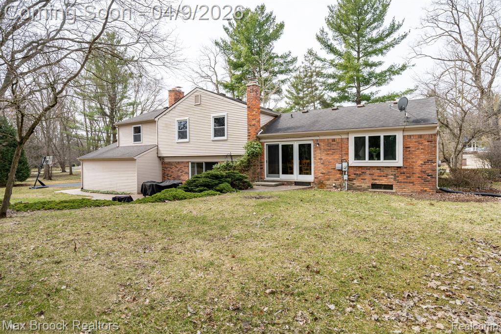 44020 Cottisford Street, Northville, MI 48167 — Photo 43