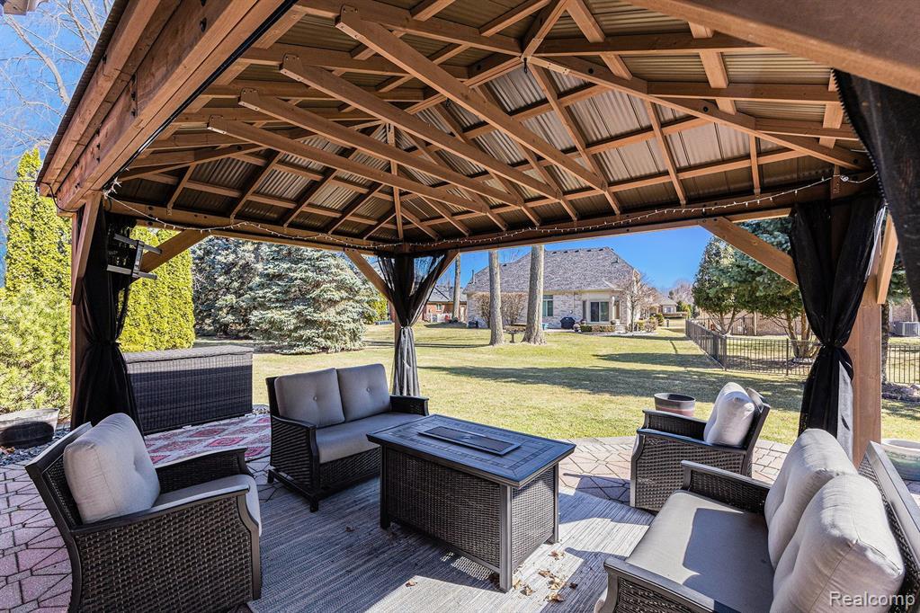 54550 CABRILLO Drive, Macomb, MI 48042 — Photo 25