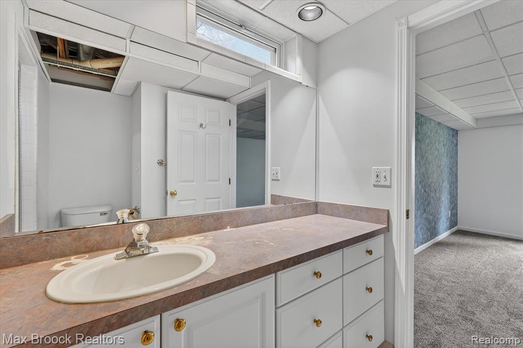 5001 Sylvanview Drive, Clarkston, MI 48348 — Photo 35