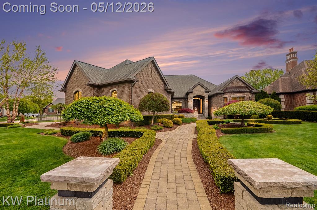 36270 Vita Bella Drive, Clinton Twp, MI 48035