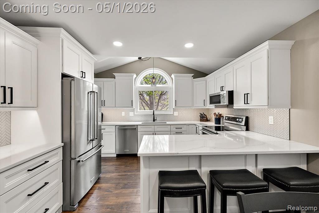 43316 Ashbury Drive, Novi, MI — Photo 16