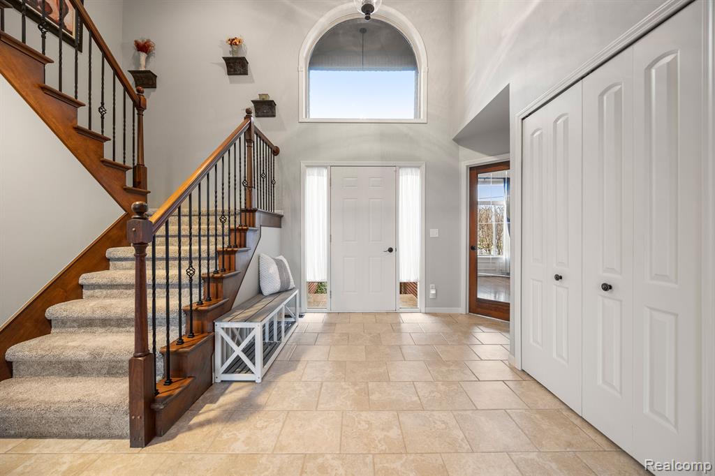 54652 White Spruce Lane, Shelby Twp, MI 48315 — Photo 7