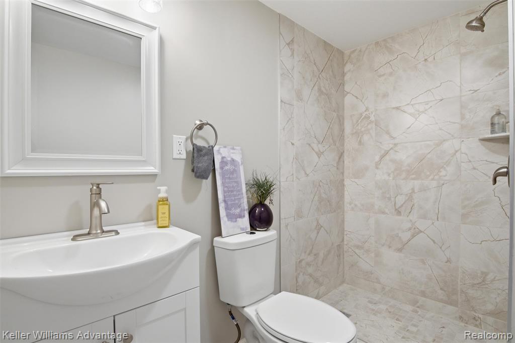 9981 Hazelton, Redford, MI 48239 — Photo 30