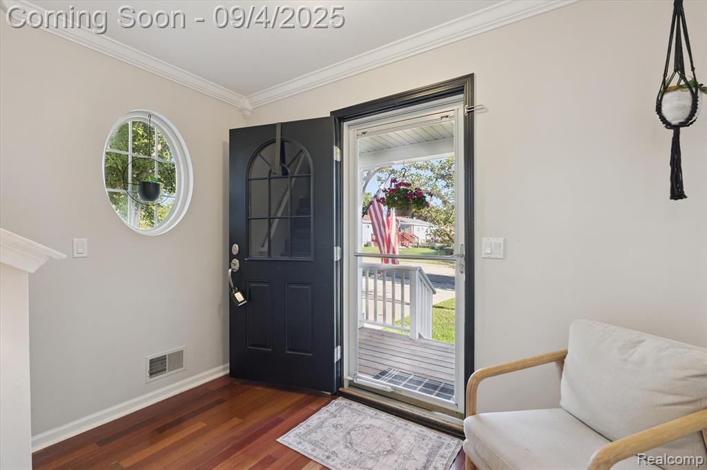 918 E Caroline Street, Fenton, MI 48430 — Photo 9