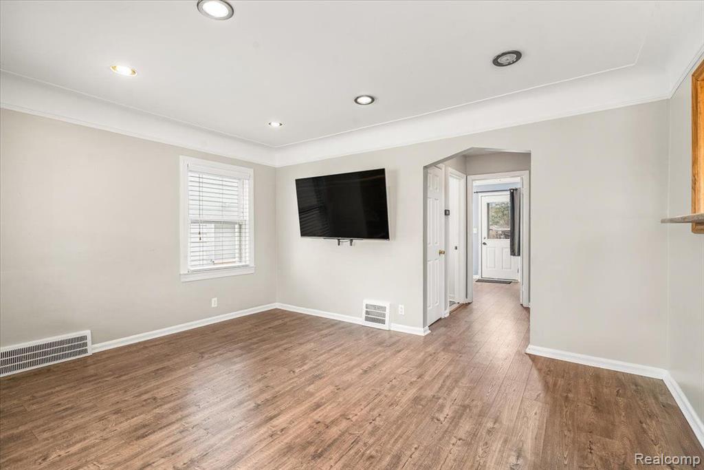 4775 WESTLAND Street, Dearborn, MI 48126 — Photo 3