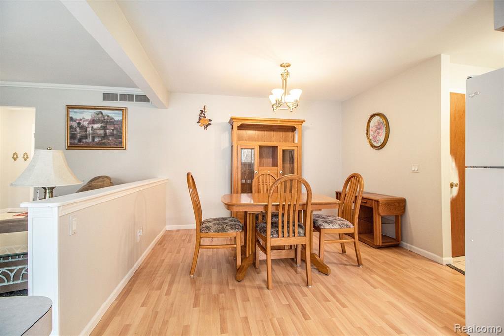 8912 MISSION Drive, Brighton, MI 48116 — Photo 6
