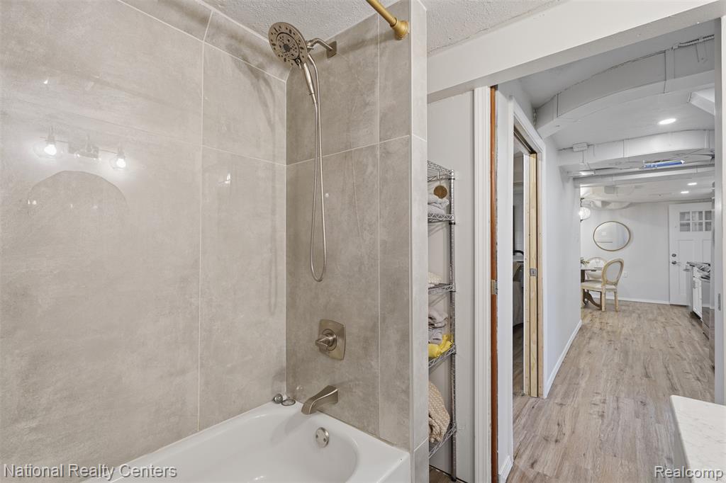169 McKinley Avenue, Grosse Pointe Farms, MI 48236 — Photo 42