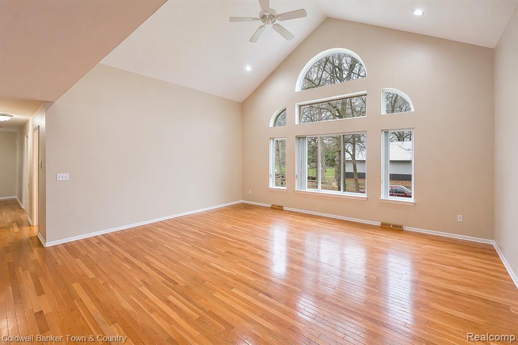 3268 Orchard Drive, Pinckney, MI 48169 — Photo 6