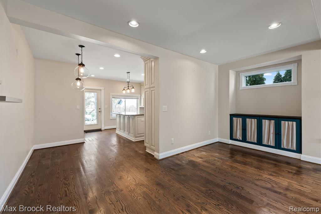 2375 Lakeside Drive, Highland, MI 48356 — Photo 13