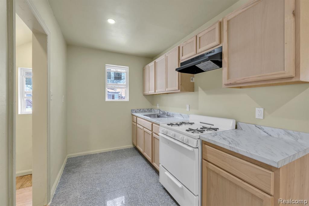 20035 Coventry Street, Highland Park, MI 48203 — Photo 23