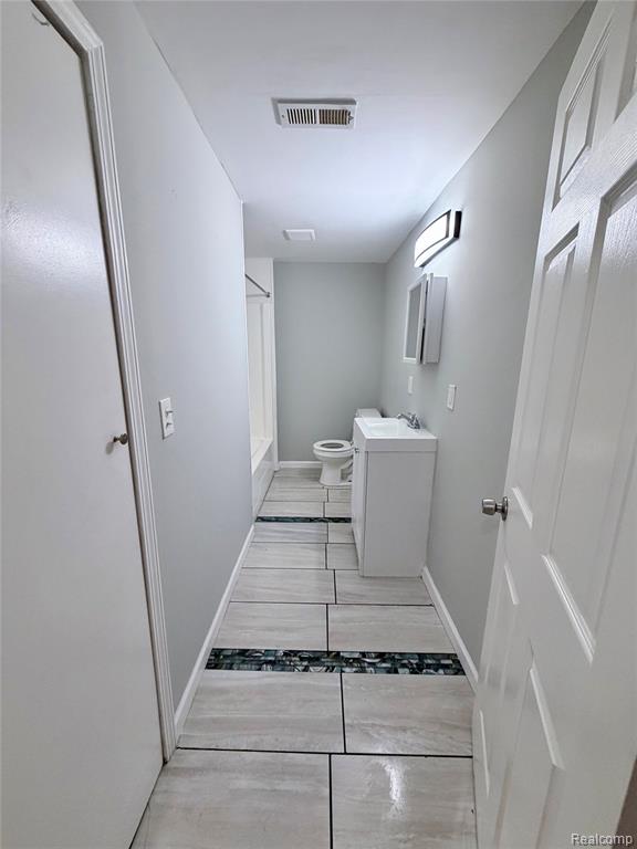 8661 Dodge Avenue, Warren, MI 48089 — Photo 7