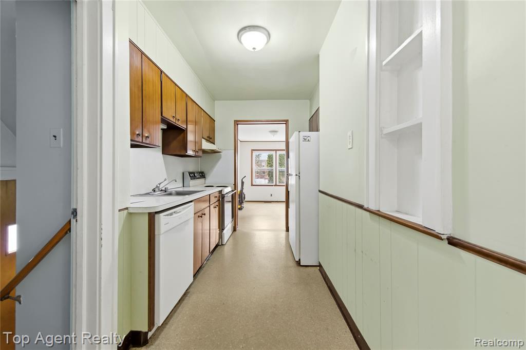 475 W Breckenridge Street, Ferndale, MI 48220 — Photo 12