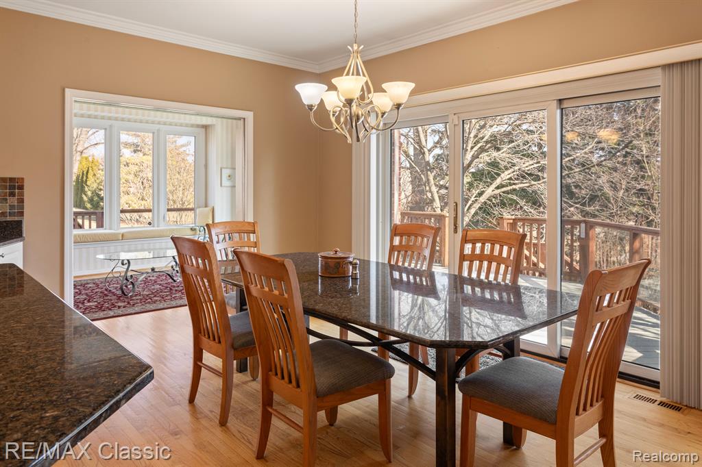 6904 GRANGER Drive, Troy, MI 48098 — Photo 72
