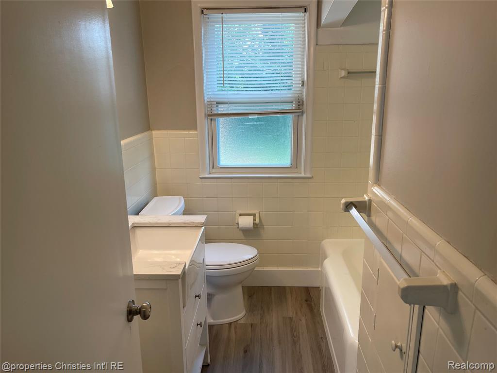 724 Winchester Avenue, Lincoln Park, MI 48146 — Photo 11