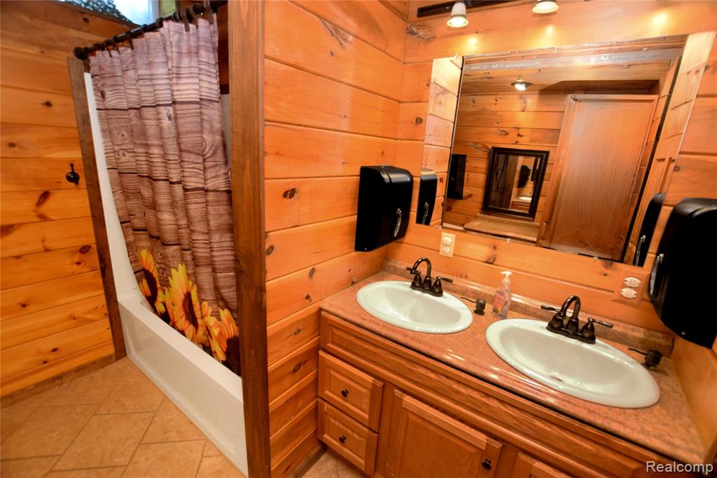 5298 Clear Lake Road, North Branch, MI 48461 — Photo 19