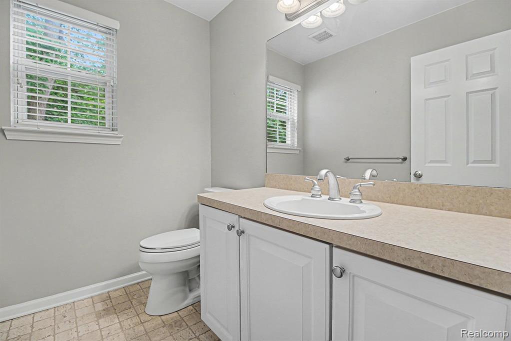 6573 Summit Ridge, Clarkston, MI — Photo 17