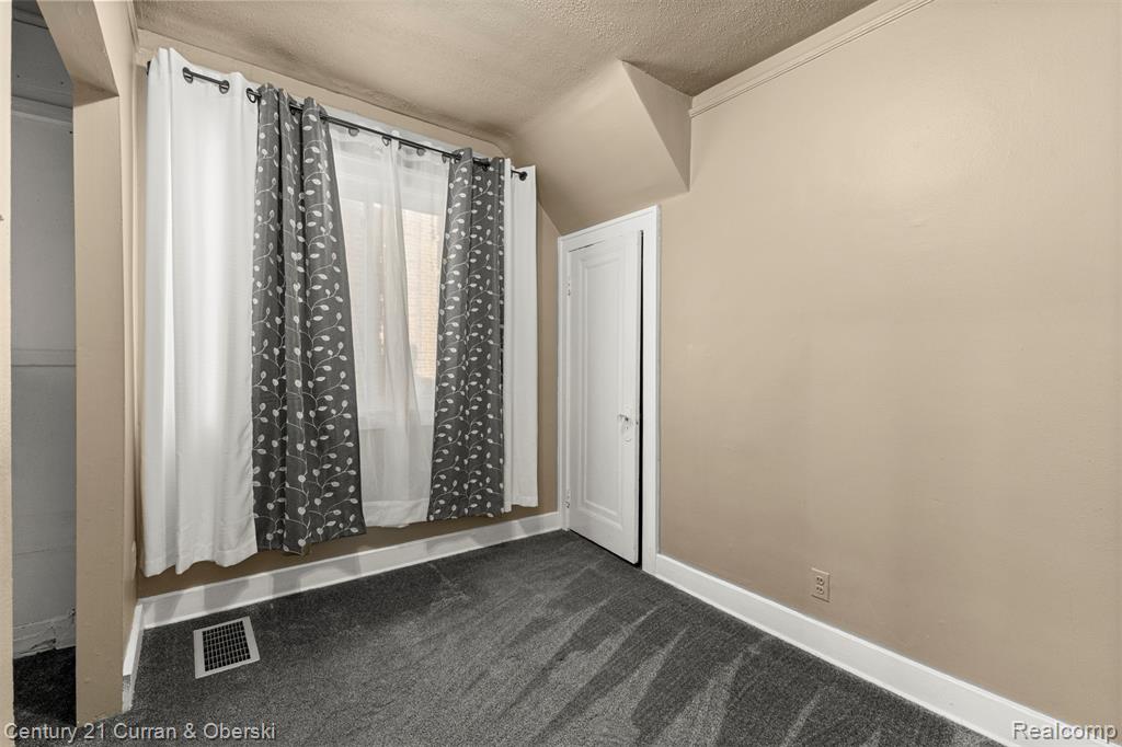 4913 Middlesex Street, Dearborn, MI 48126 — Photo 15