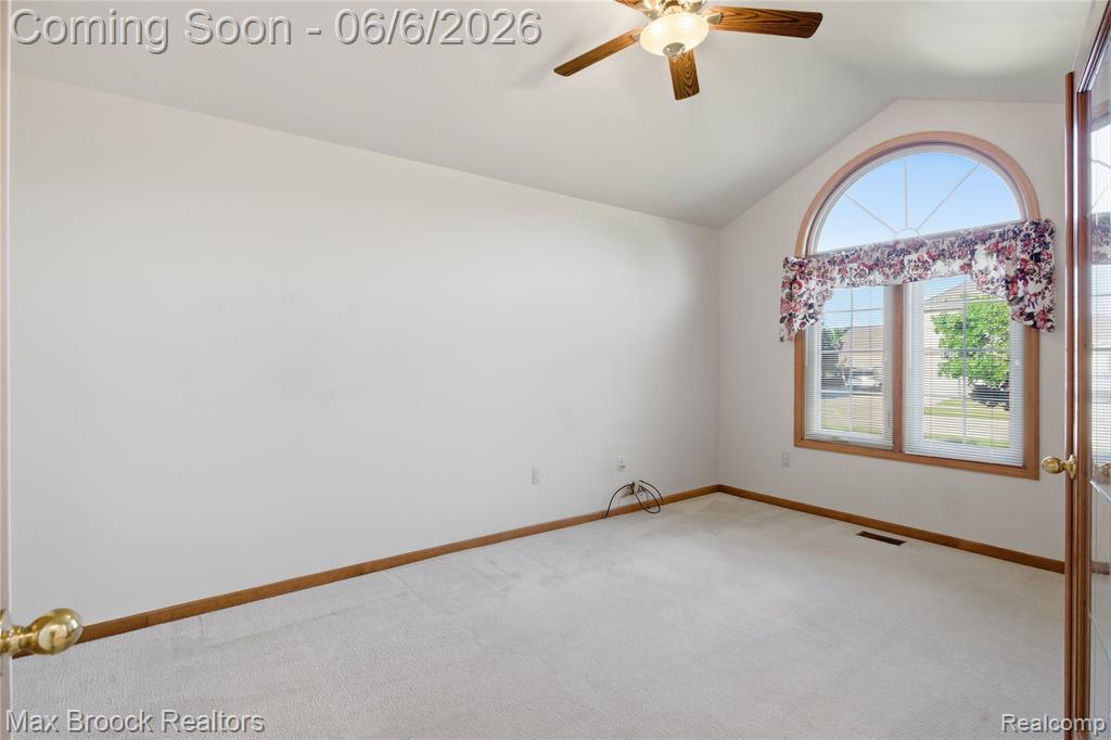 46547 Glen Eagle Drive, Utica, MI 48315 — Photo 6