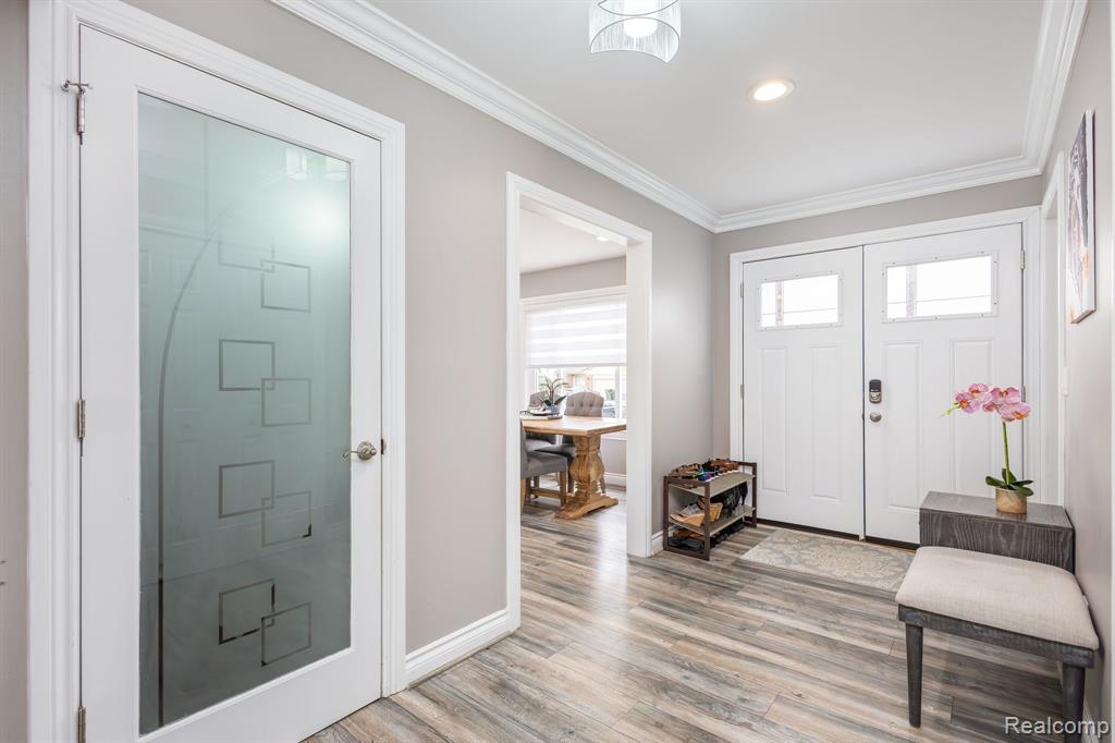 682 LOCKPORT Road, Rochester, MI 48307 — Photo 5