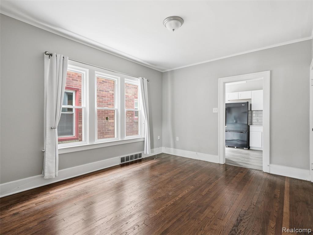 1123 Wayburn Street, Grosse Pointe, MI 48230 — Photo 5
