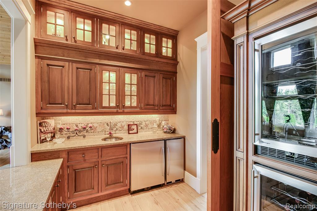5350 Brewster Road, Rochester, MI 48306 — Photo 13