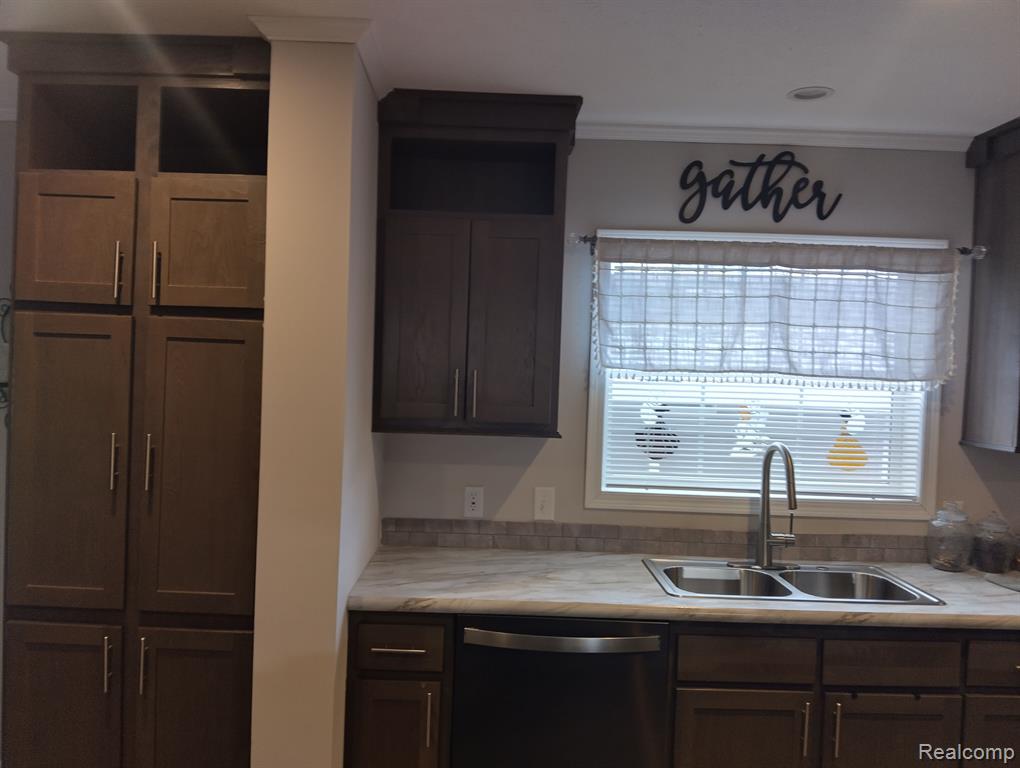 7563 GRANT Drive, Newport, MI 48166 — Photo 10