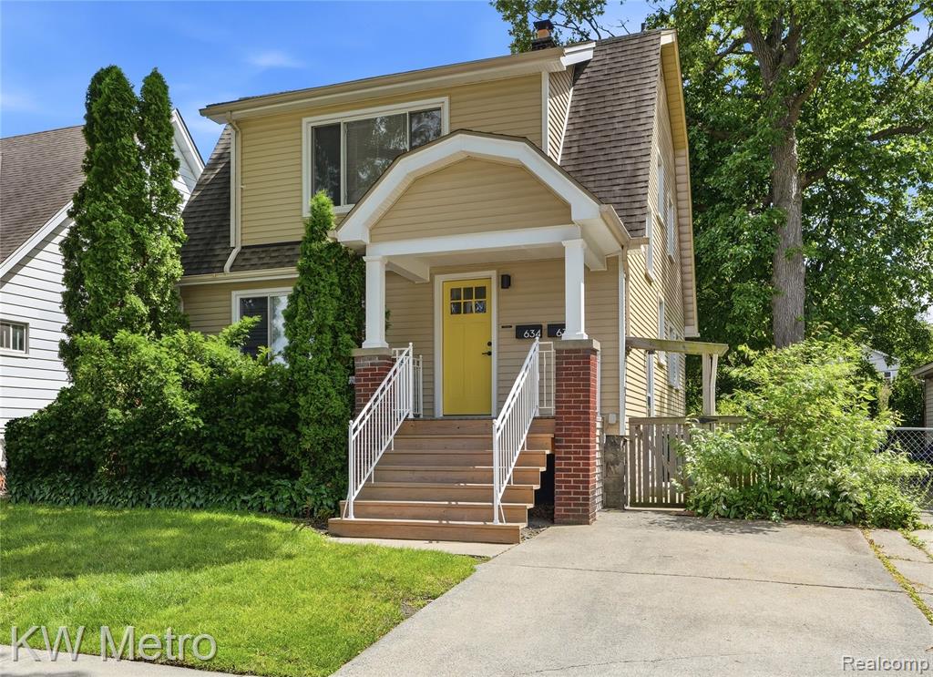 634 E Lewiston Avenue, Ferndale, MI 48220 — front exterior