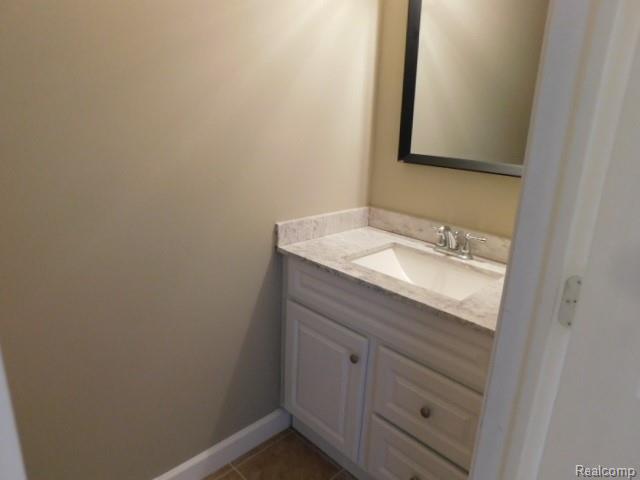 48576 SUGARBUSH Road, Chesterfield, MI 48047 — Photo 8