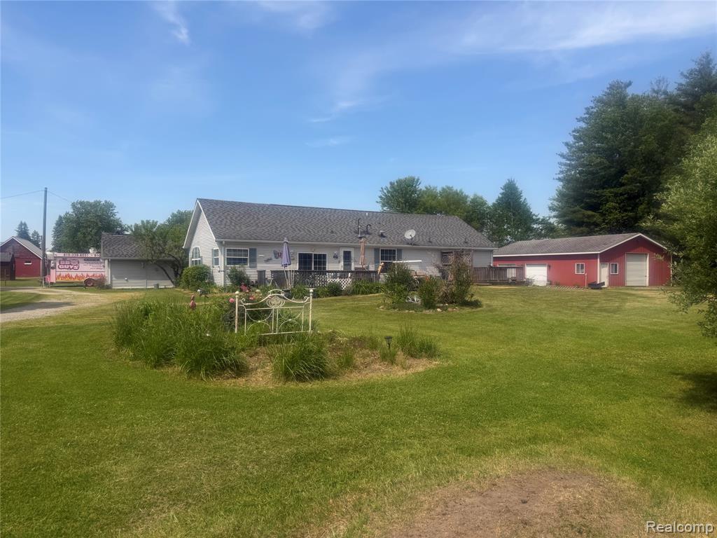 5716 Falkenbury Road, North Branch, MI 48461