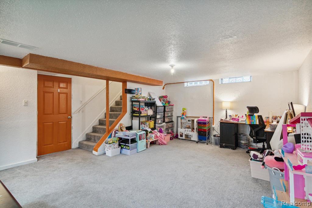 41551 HAMLIN Street, Belleville, MI 48111 — Photo 28