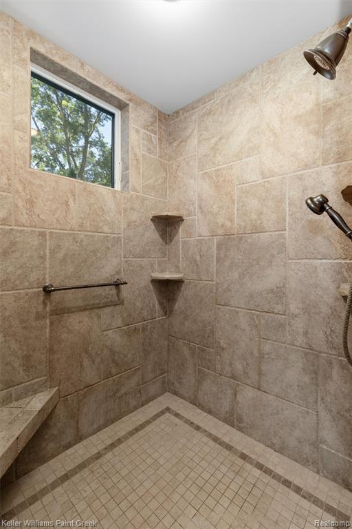 22220 E River Road, Grosse Ile, MI 48138 — Photo 33