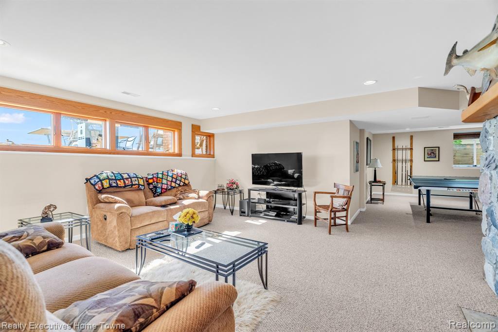 2975 Sandy Oaks Lane, Fort Gratiot, MI 48059 — Photo 42