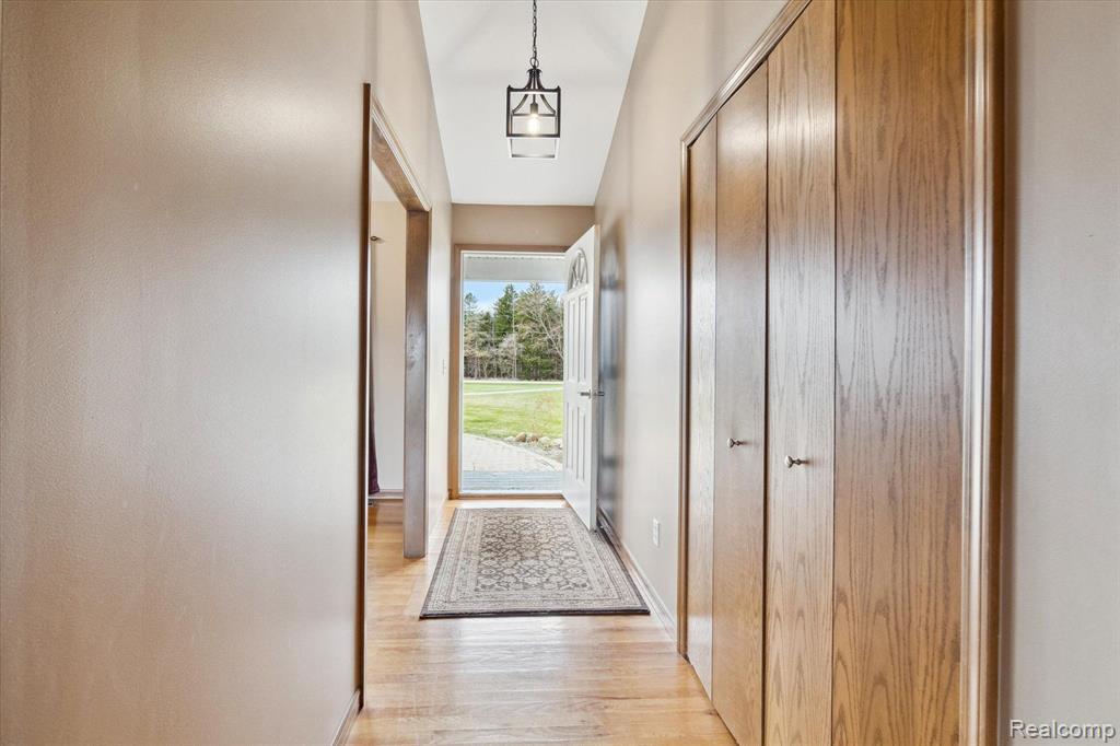 4332 LAKE PLEASANT Road, North Branch, MI 48461 — Photo 4