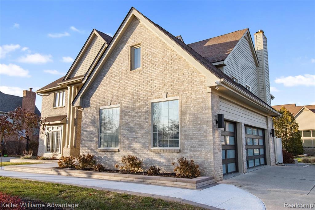 4656 Stoneview, West Bloomfield, MI — Photo 2