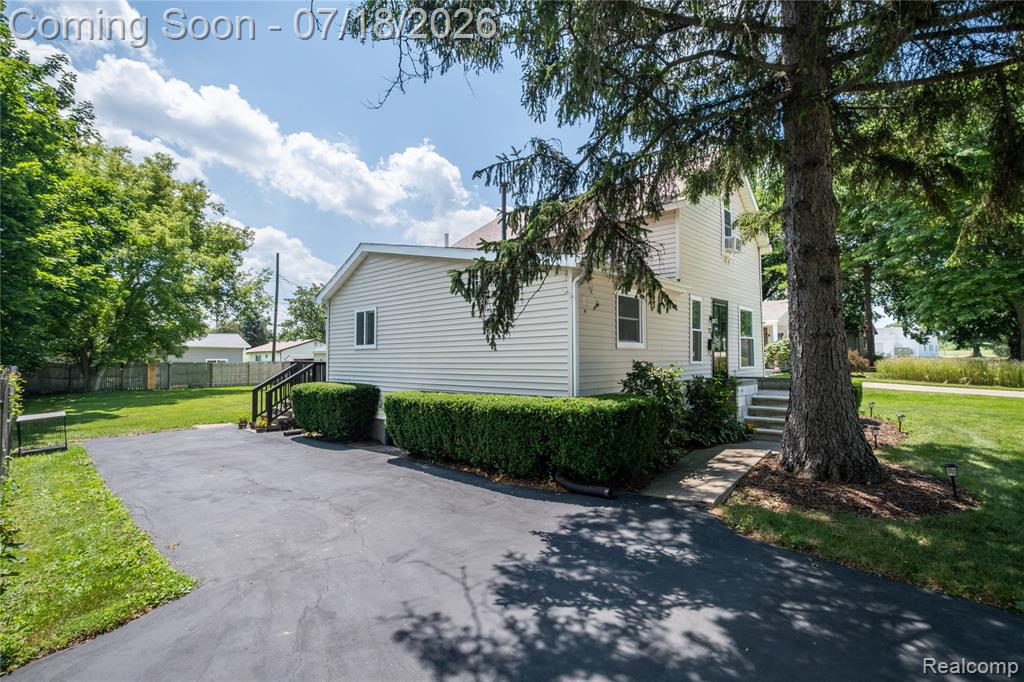 57 N Elm Street, Lapeer, MI 48446 — Photo 18