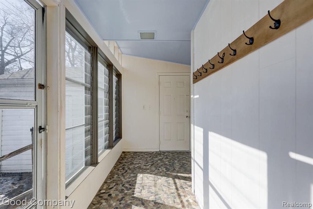 8503 Colgate Street, Oak Park, MI 48237 — Photo 31