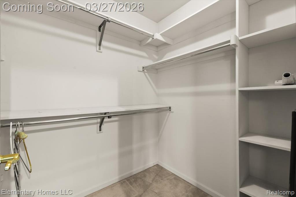 56688 Portsmouth Drive, Utica, MI, 48316