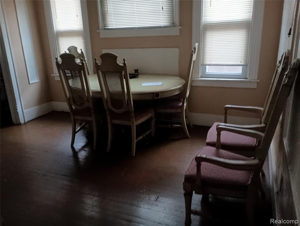 9543 CHEYENNE Street, Detroit, MI 48227 — Photo 6