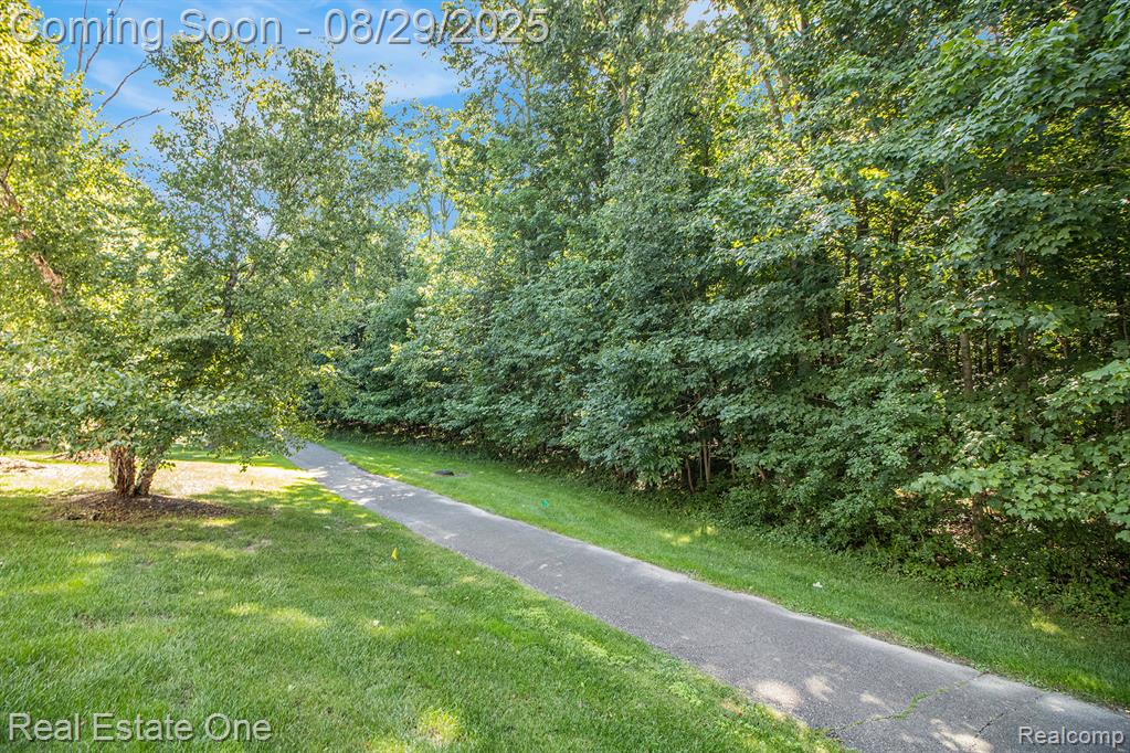 16010 Morningside, 226, Northville, MI 48168 — Photo 17