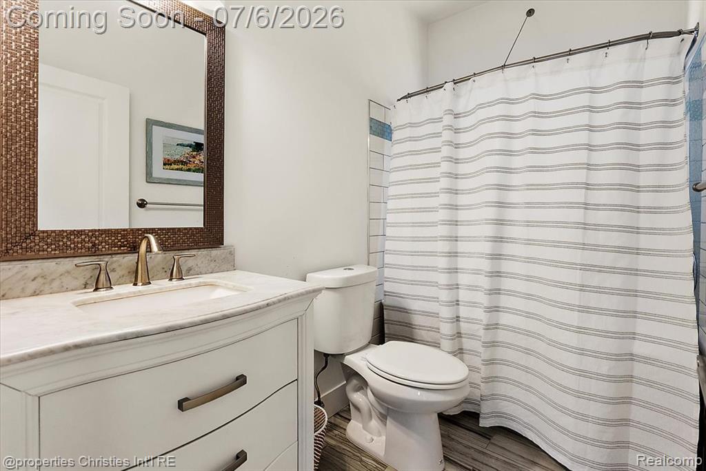 22482 Beach Street, Saint Clair Shores, MI 48081 — Photo 21