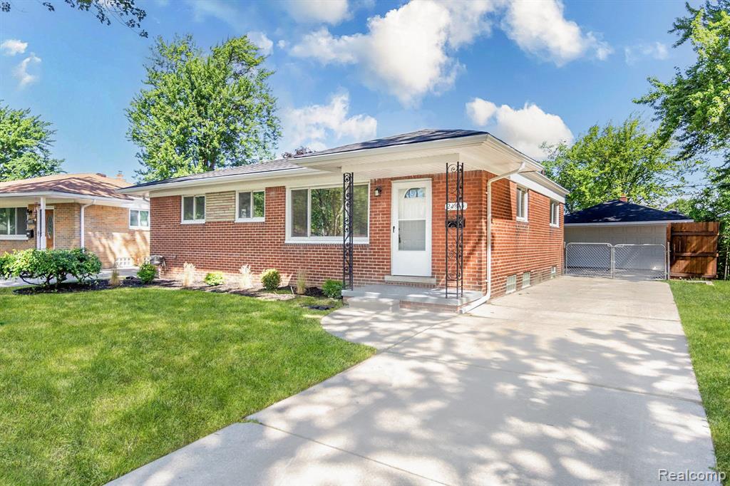 24865 Ridgecroft Avenue, Eastpointe, MI 48021 — Photo 2