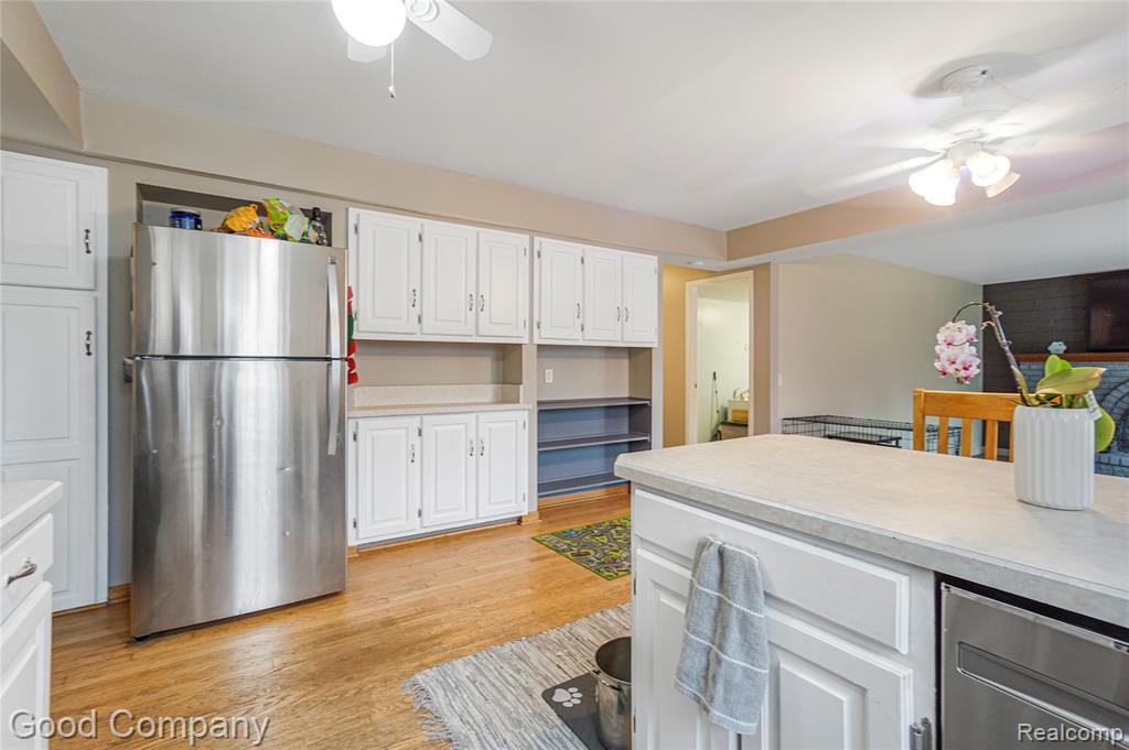 4120 Anthony Drive - Photo 3