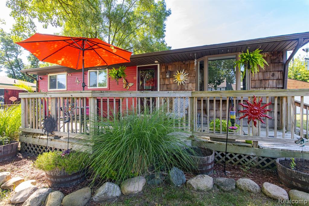 6621 Doyon Drive S, Waterford, MI 48327 — Photo 3