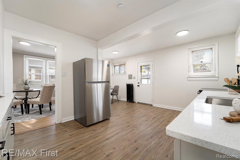 8444 Chalmers Avenue, Warren, MI 48089 — Photo 8